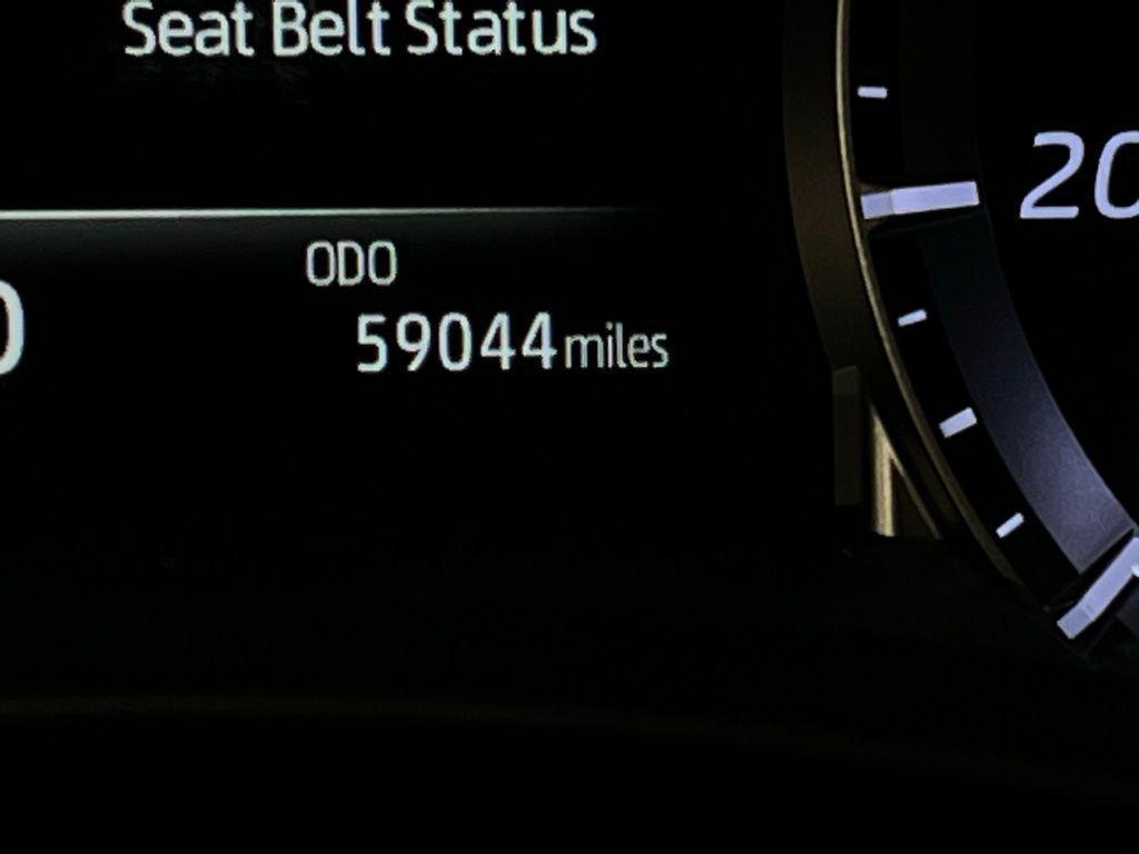 used 2022 Toyota Highlander car, priced at $33,273