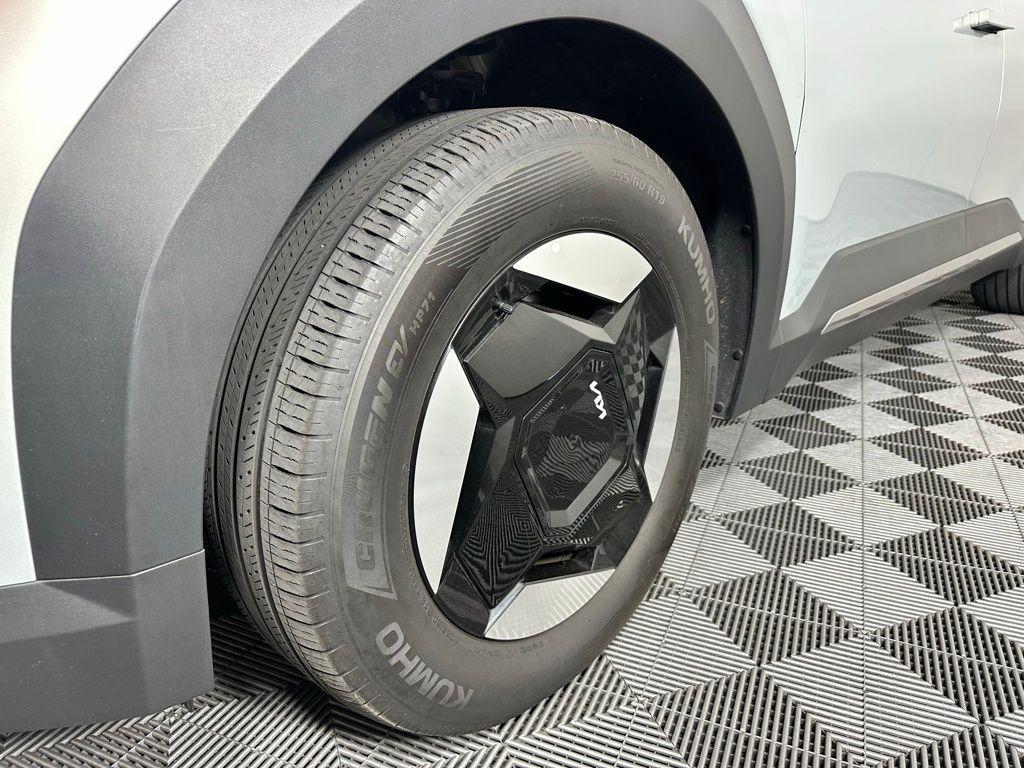 used 2024 Kia EV9 car, priced at $38,975