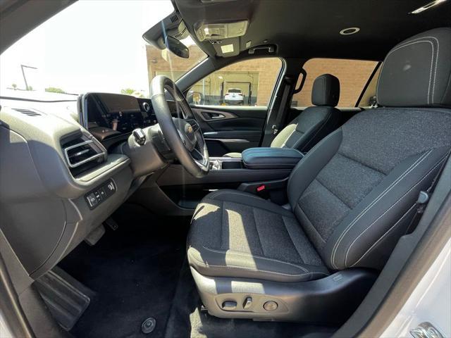used 2025 Chevrolet Traverse car, priced at $36,973