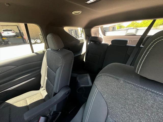 used 2025 Chevrolet Traverse car, priced at $36,973