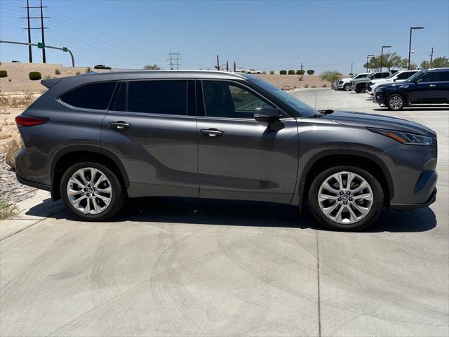 used 2021 Toyota Highlander car, priced at $34,973