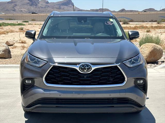 used 2021 Toyota Highlander car, priced at $34,973