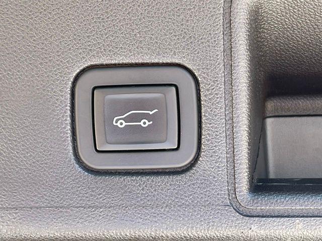 used 2024 GMC Terrain car, priced at $25,673