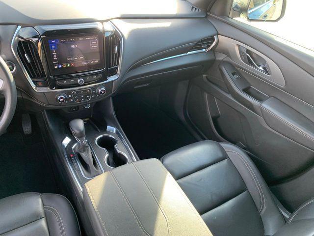 used 2023 Chevrolet Traverse car