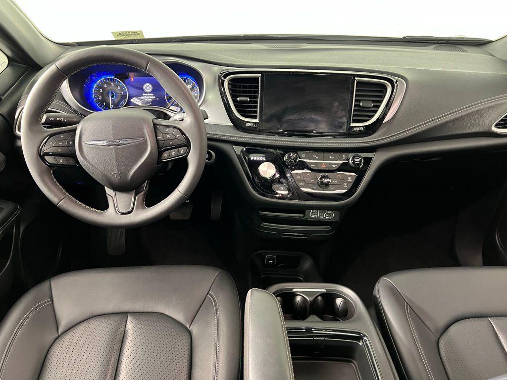 used 2024 Chrysler Pacifica car, priced at $31,473