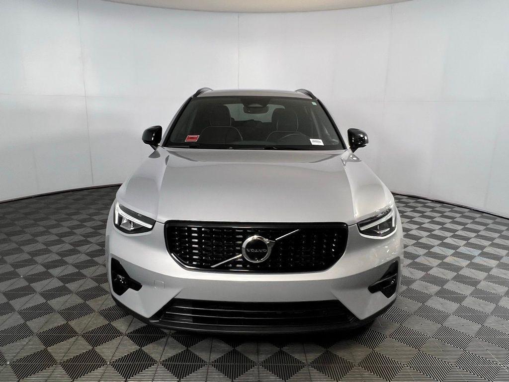 used 2024 Volvo XC40 car, priced at $31,973