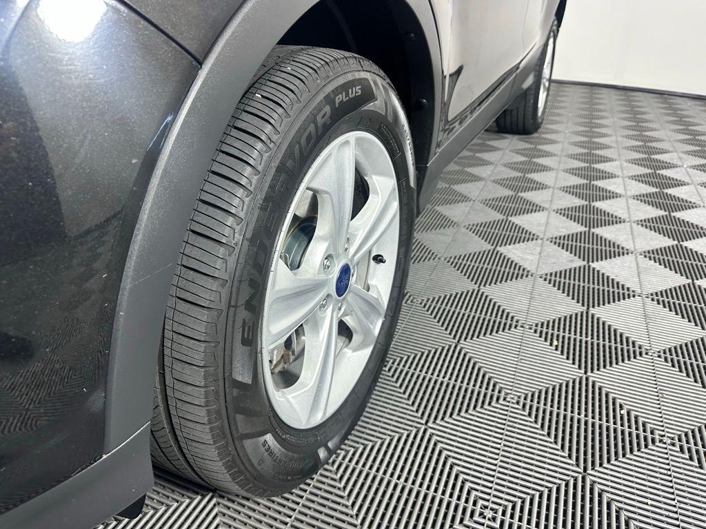 used 2013 Ford Escape car, priced at $8,995