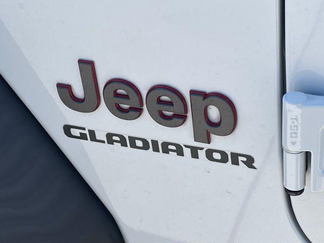 used 2021 Jeep Gladiator car, priced at $38,573
