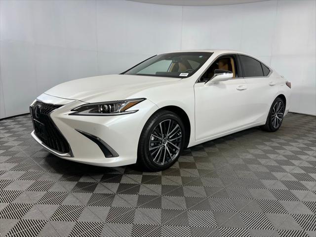 used 2024 Lexus ES 300h car, priced at $41,673