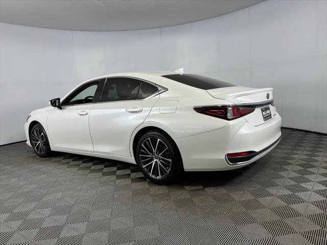 used 2024 Lexus ES 300h car, priced at $41,673