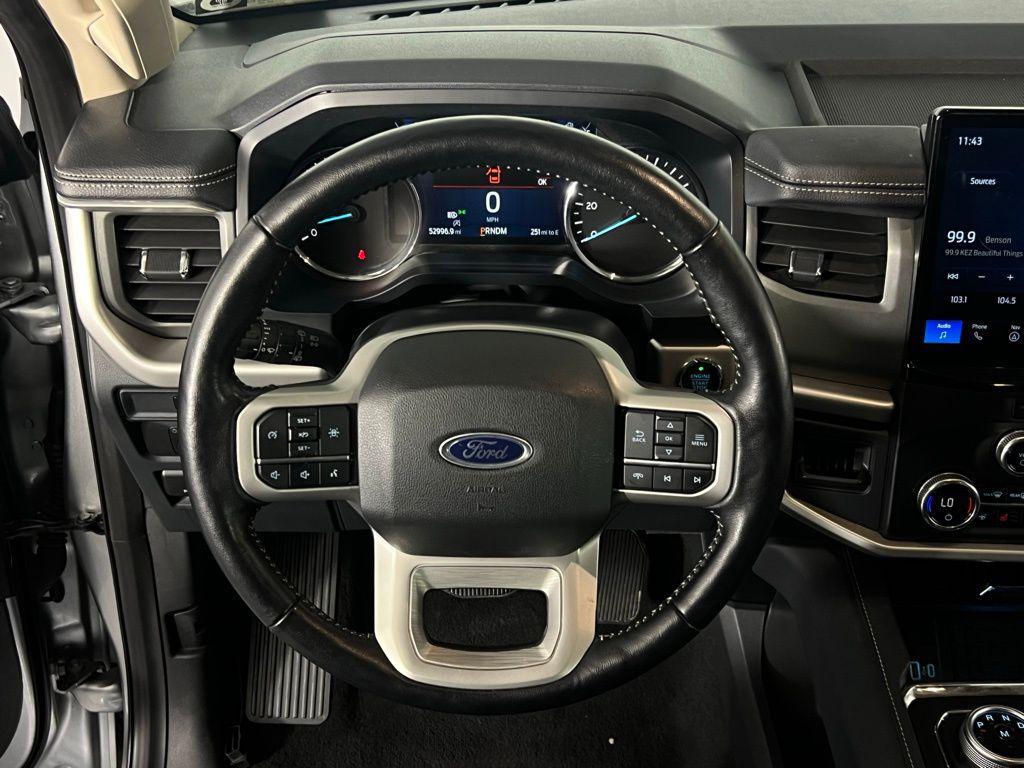 used 2023 Ford Expedition car, priced at $41,673