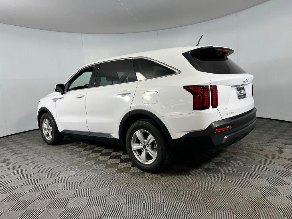used 2023 Kia Sorento car, priced at $20,975