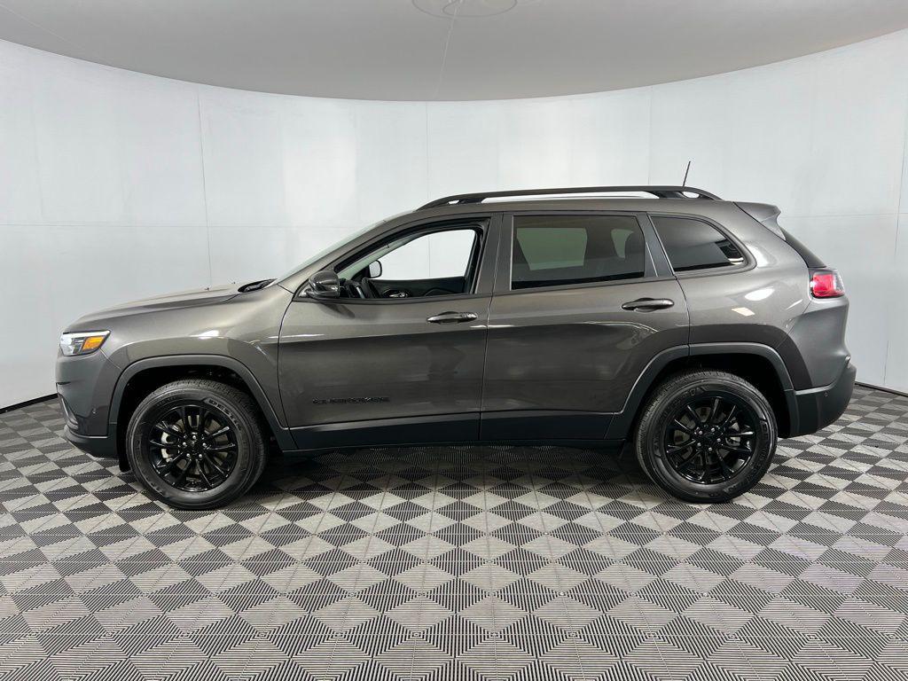 used 2023 Jeep Cherokee car, priced at $28,973