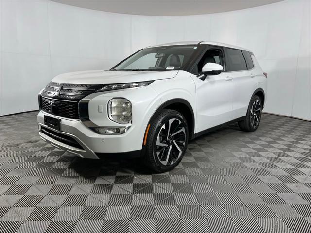 used 2024 Mitsubishi Outlander car, priced at $28,973