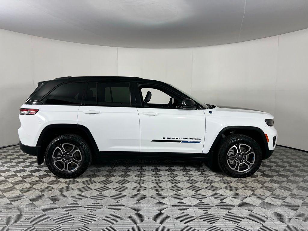 used 2022 Jeep Grand Cherokee 4xe car, priced at $26,675