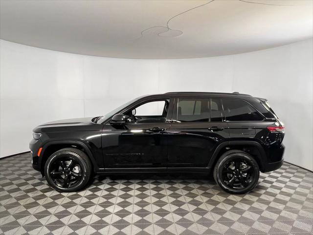 used 2024 Jeep Grand Cherokee car, priced at $38,475