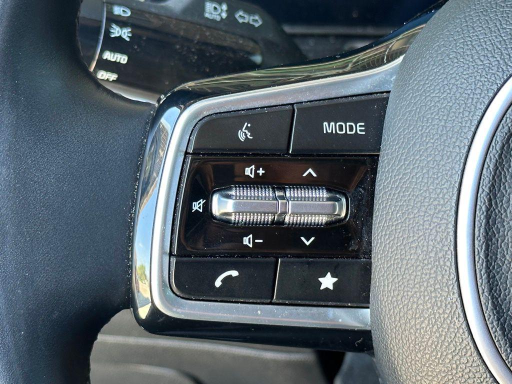 used 2024 Kia Sorento car, priced at $26,973