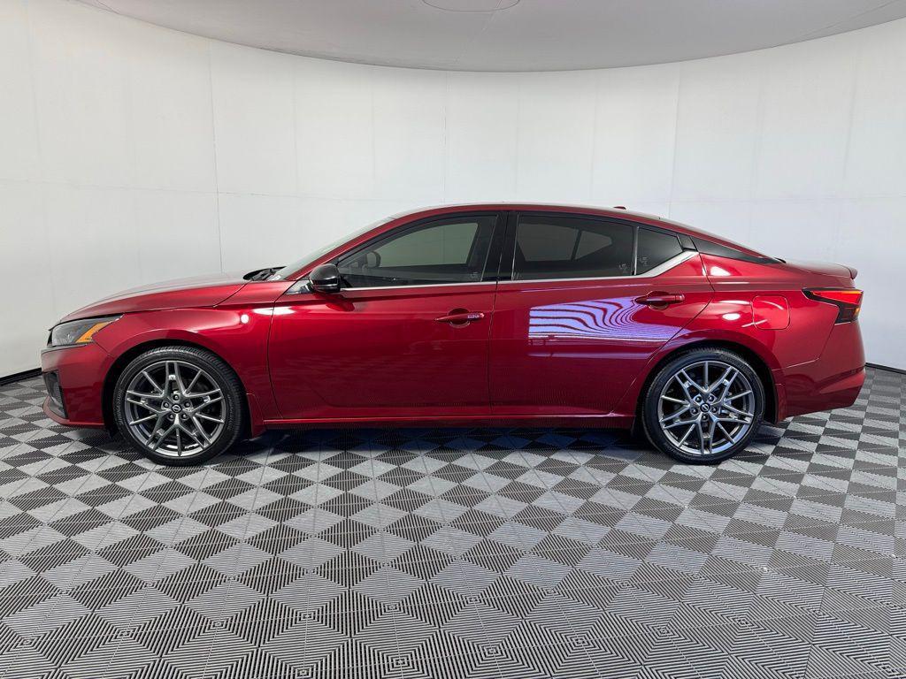 used 2023 Nissan Altima car, priced at $23,975