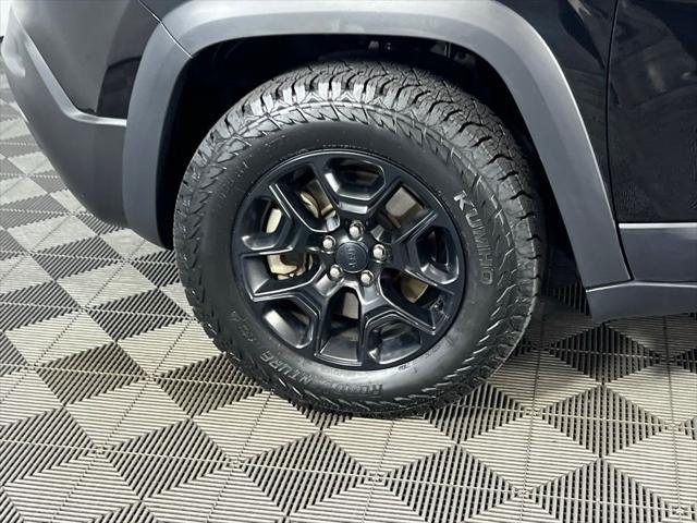 used 2021 Jeep Cherokee car, priced at $22,973
