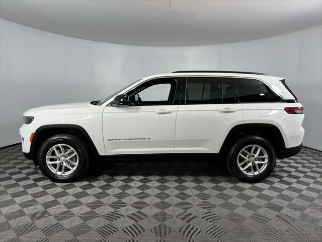 used 2024 Jeep Grand Cherokee car, priced at $29,575