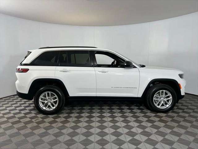 used 2024 Jeep Grand Cherokee car, priced at $29,575