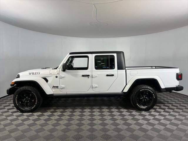 used 2022 Jeep Gladiator car, priced at $30,873