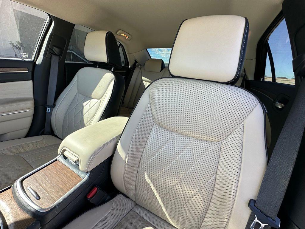 used 2018 Chrysler 300 car, priced at $19,995