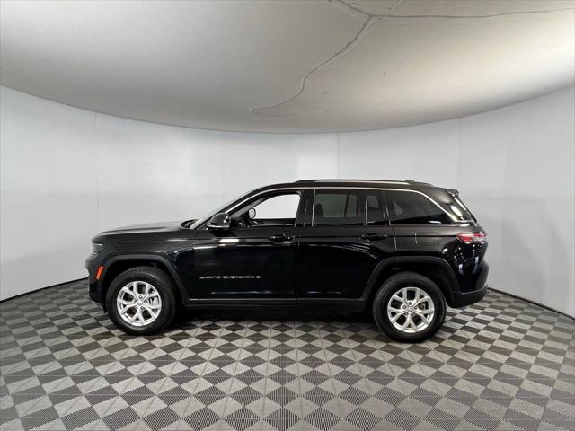 used 2023 Jeep Grand Cherokee car, priced at $31,975