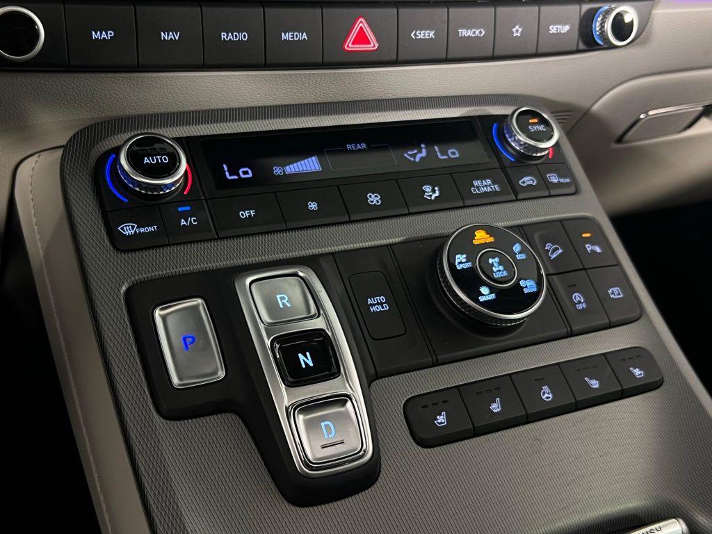 used 2024 Hyundai Palisade car, priced at $37,375