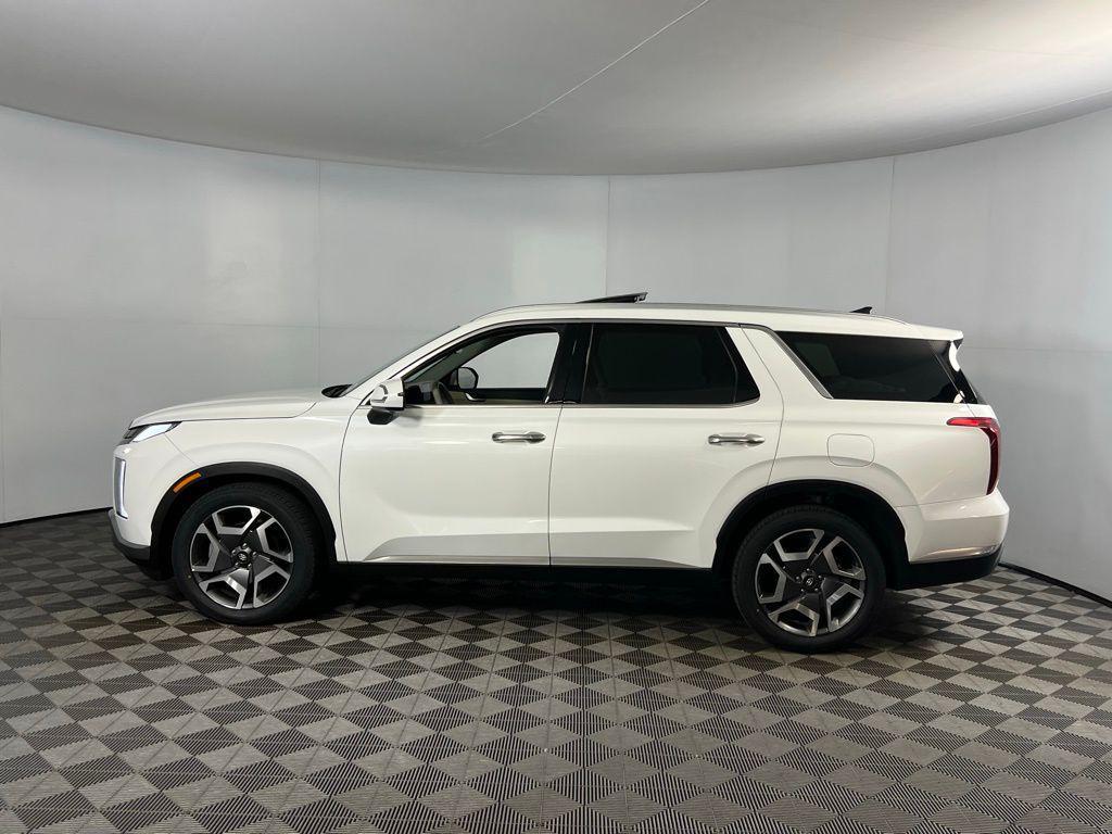used 2024 Hyundai Palisade car, priced at $37,375