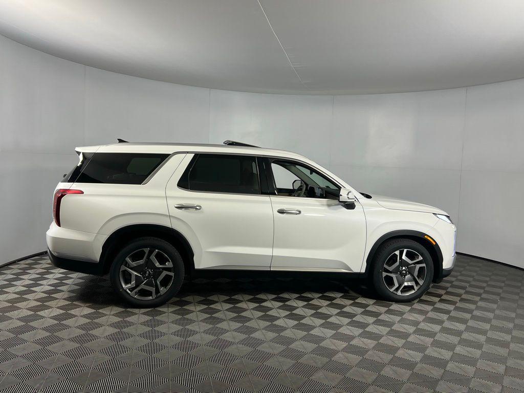 used 2024 Hyundai Palisade car, priced at $37,375