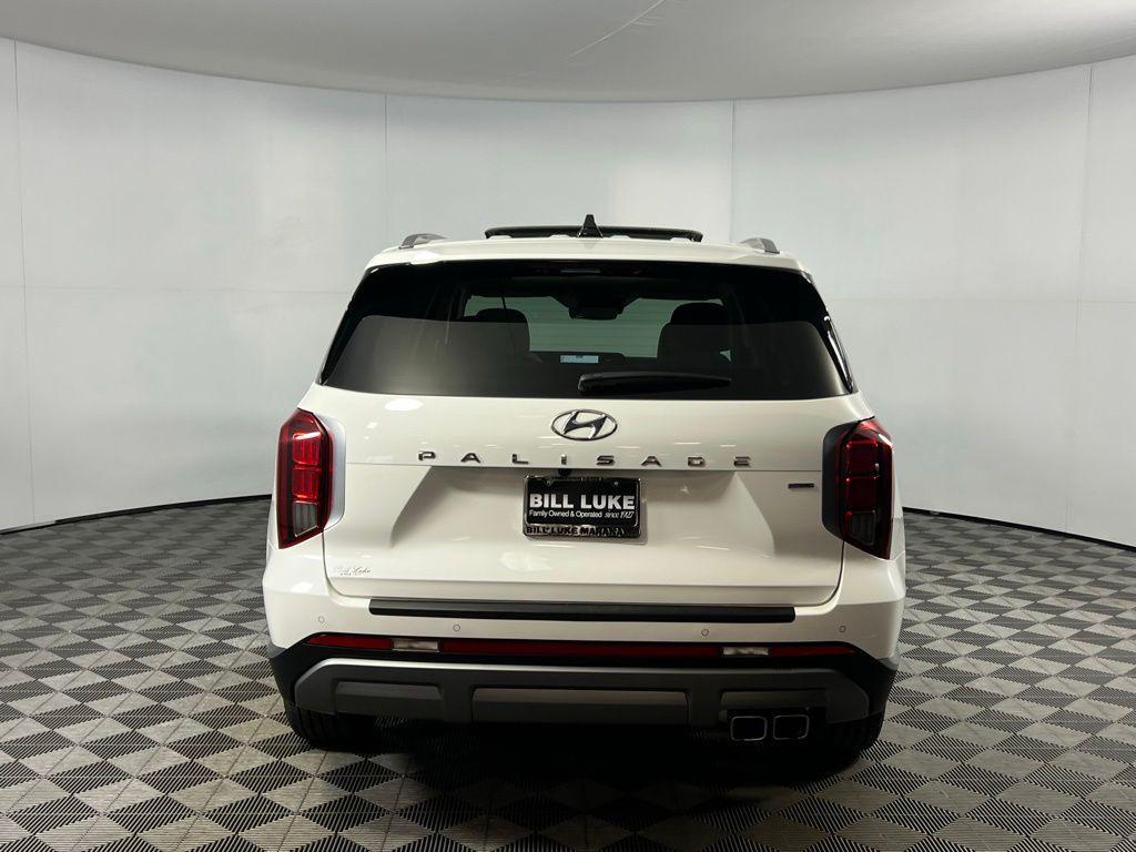 used 2024 Hyundai Palisade car, priced at $37,375