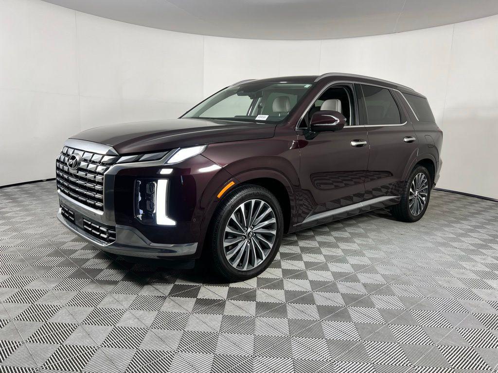 used 2024 Hyundai Palisade car, priced at $34,973