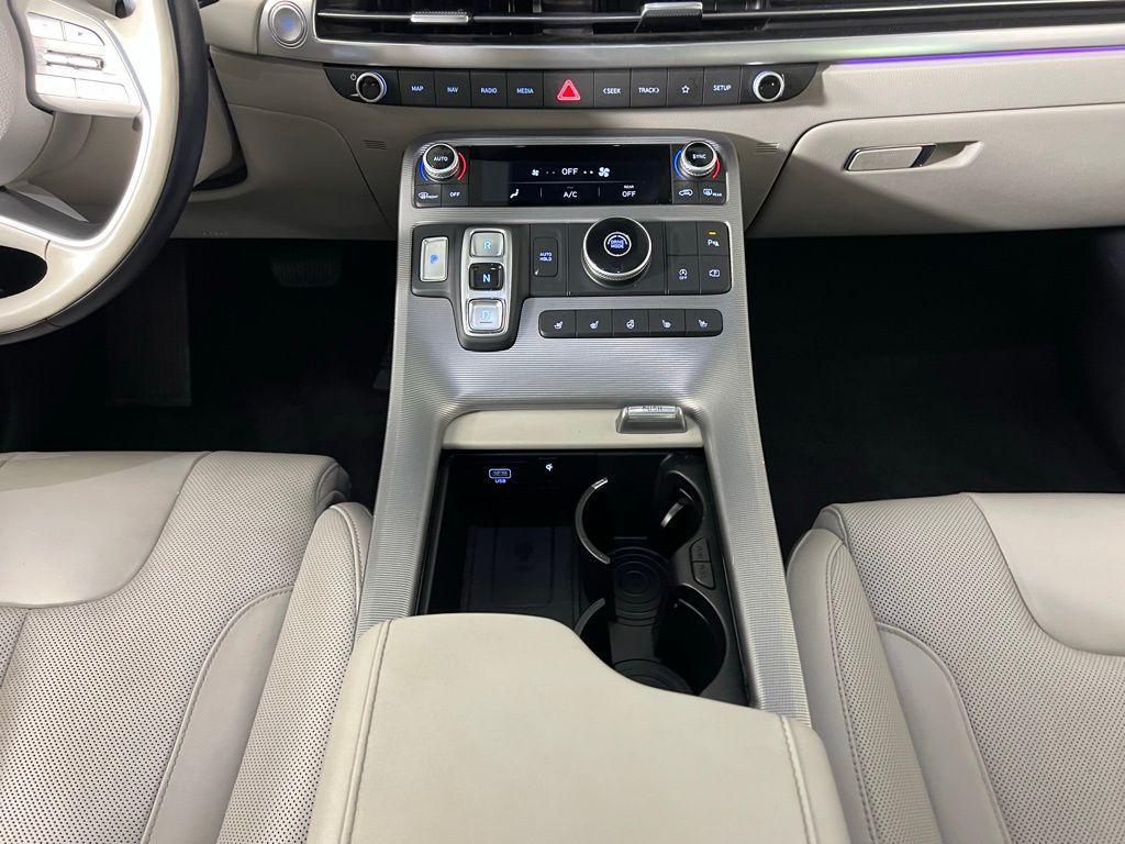 used 2024 Hyundai Palisade car, priced at $34,973