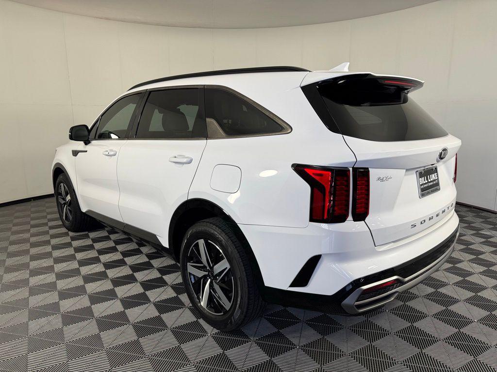 used 2021 Kia Sorento car, priced at $20,975