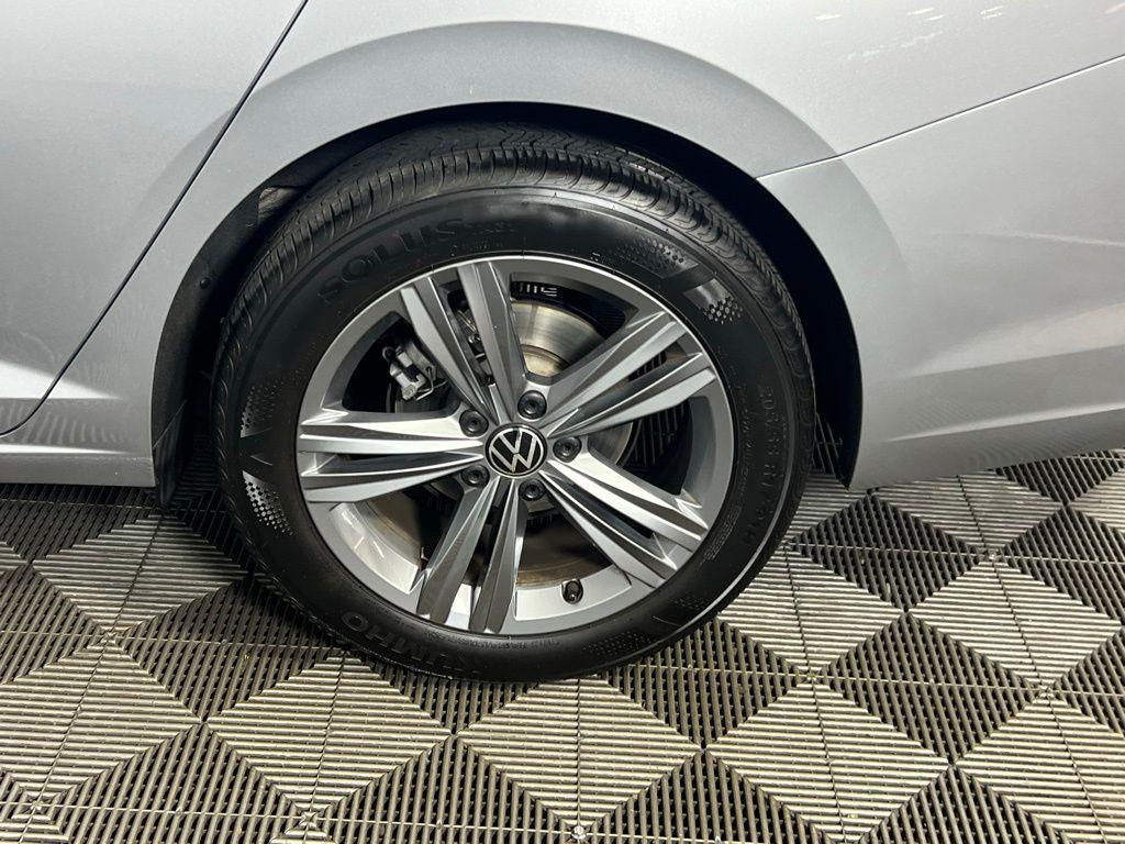 used 2024 Volkswagen Jetta car, priced at $17,673