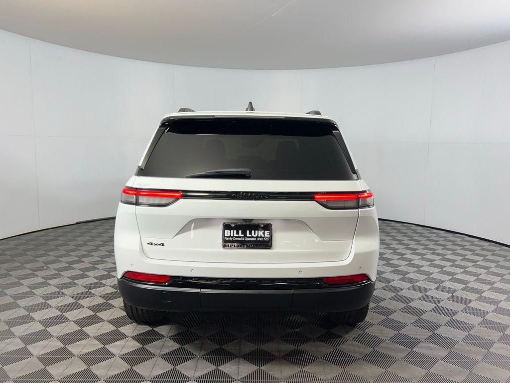 used 2023 Jeep Grand Cherokee car, priced at $34,673