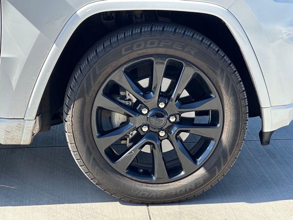 used 2018 Jeep Grand Cherokee car, priced at $15,995