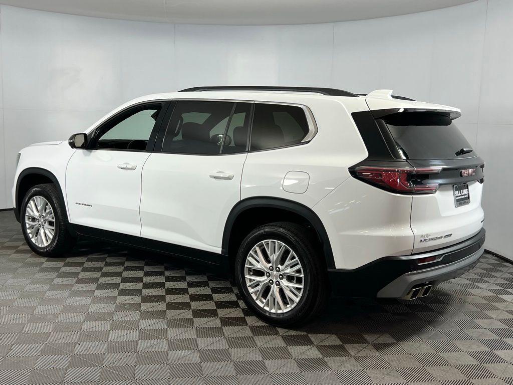 used 2024 GMC Acadia car, priced at $37,673