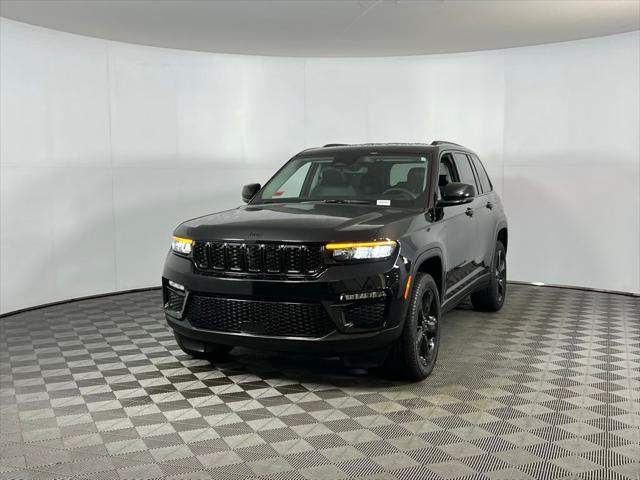 used 2023 Jeep Grand Cherokee car, priced at $32,475