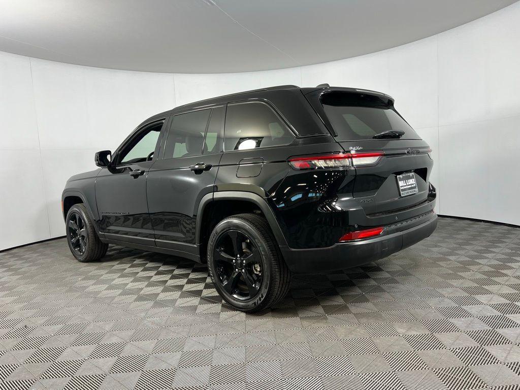 used 2023 Jeep Grand Cherokee car, priced at $32,673