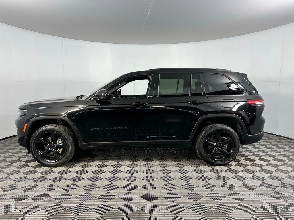 used 2023 Jeep Grand Cherokee car, priced at $32,673