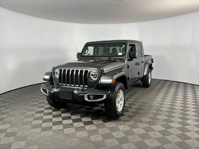 used 2022 Jeep Gladiator car, priced at $30,675