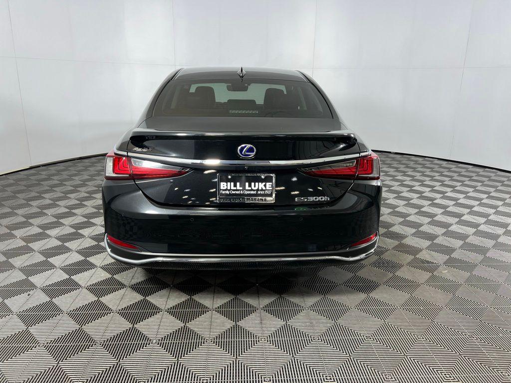 used 2022 Lexus ES 300h car, priced at $36,373