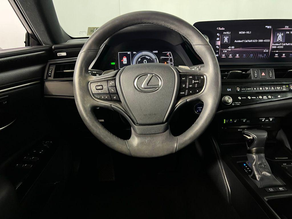 used 2022 Lexus ES 300h car, priced at $36,373