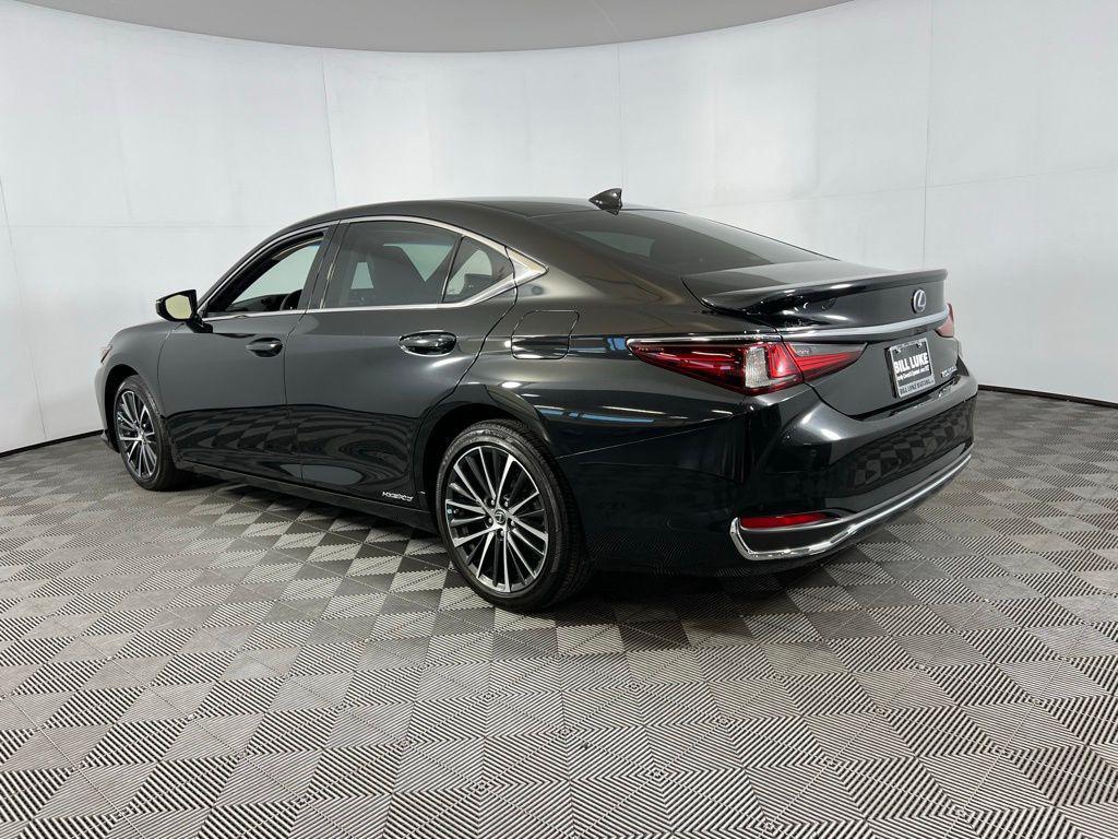 used 2022 Lexus ES 300h car, priced at $36,373