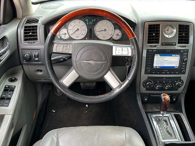 used 2006 Chrysler 300 car, priced at $7,995