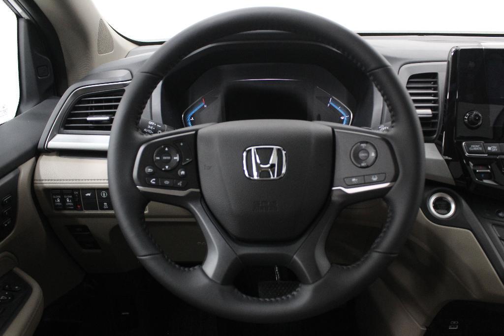 new 2024 Honda Odyssey car, priced at $43,650