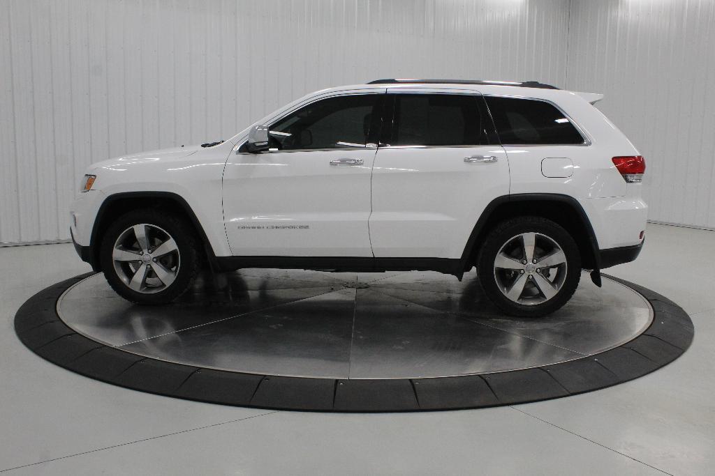 used 2015 Jeep Grand Cherokee car, priced at $14,599