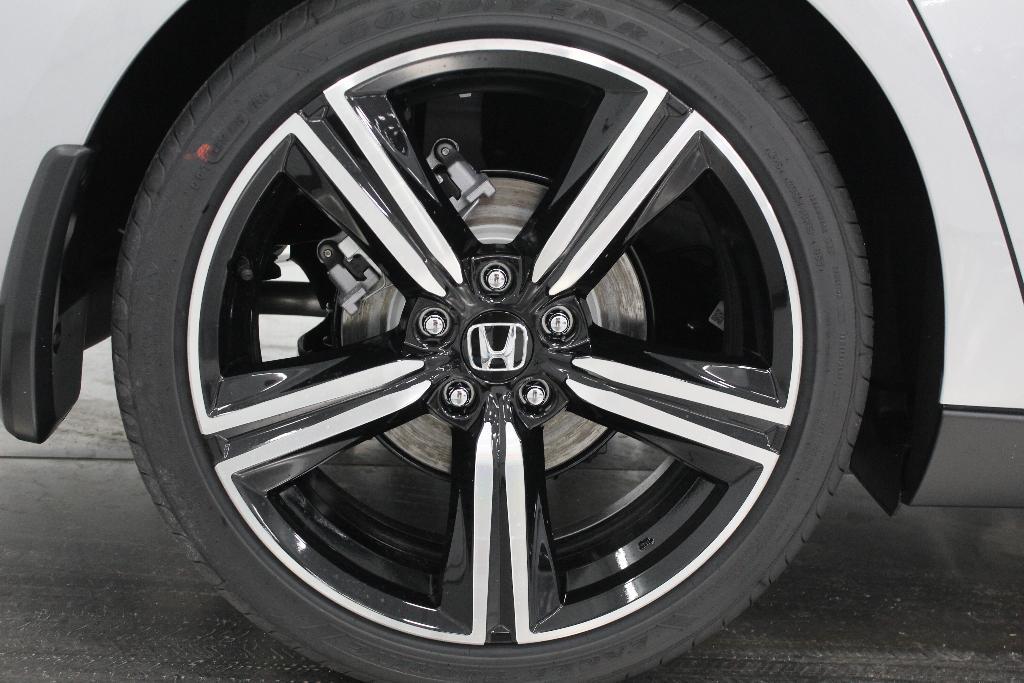 new 2024 Honda Accord Hybrid car, priced at $34,448